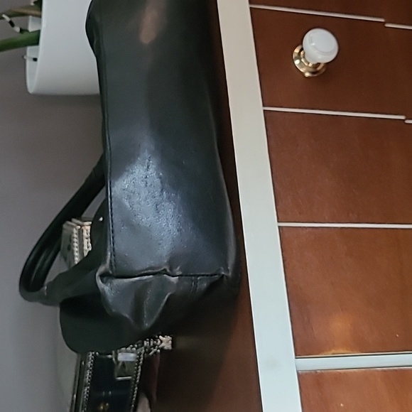 Kate Spade Black Leather Shoulder Purse - Picture 2 of 7